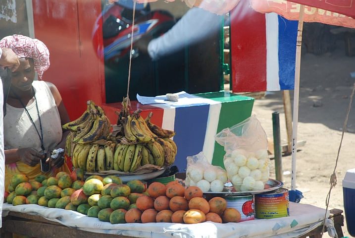 Natel meets Mango, Serekunda
