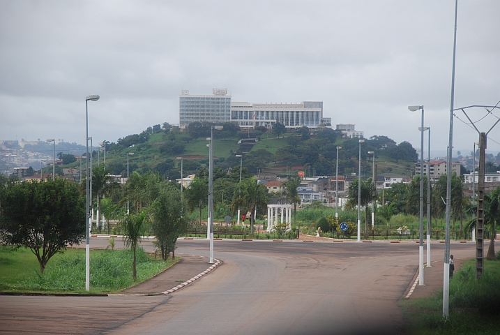 Ein Prunkbau in Yaound&eacute;