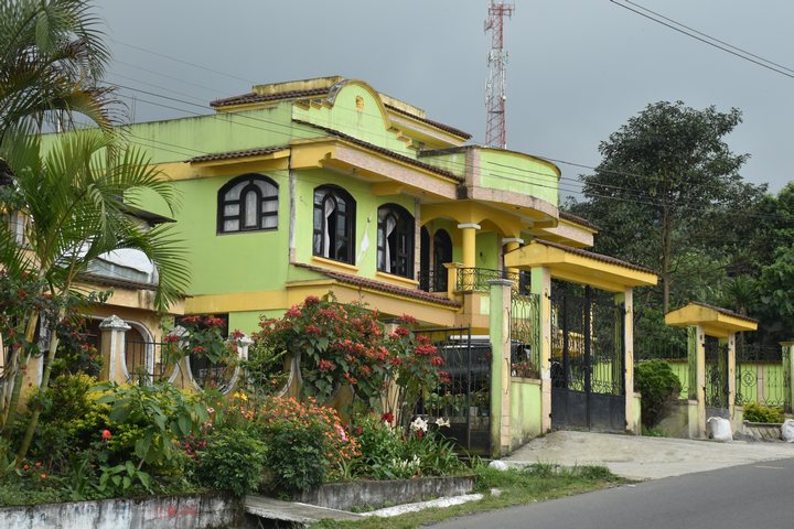 Stattliches Haus bei San Rafael de la Cuesta