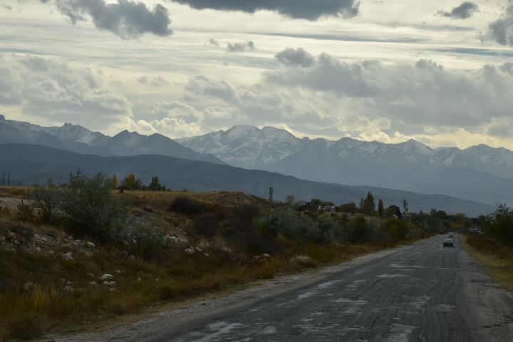 Unterwegs bei Akterek auf der S&uuml;dseite des Issyk-K&ouml;l