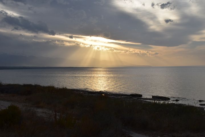 Abendstimmung am Issyk-K&ouml;l bei Akterek